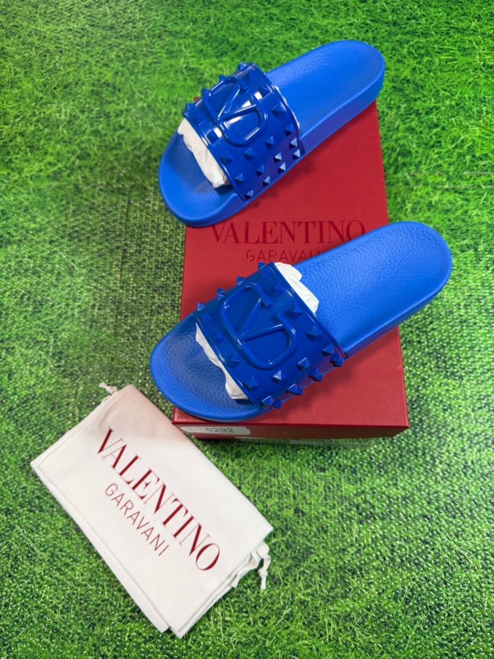 NWT Valentino Garavani Men Blue V Logo Rockstud Pool Slide Sandal Shoes Size 9
